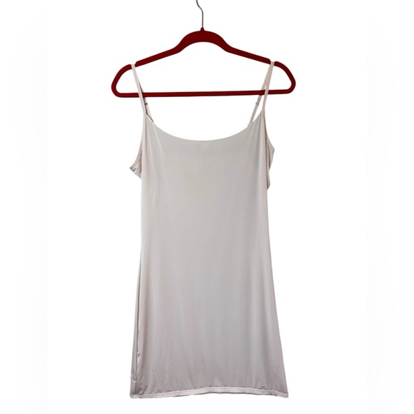 Yummie Tummie Light Beige Slip - Picture 1 of 9